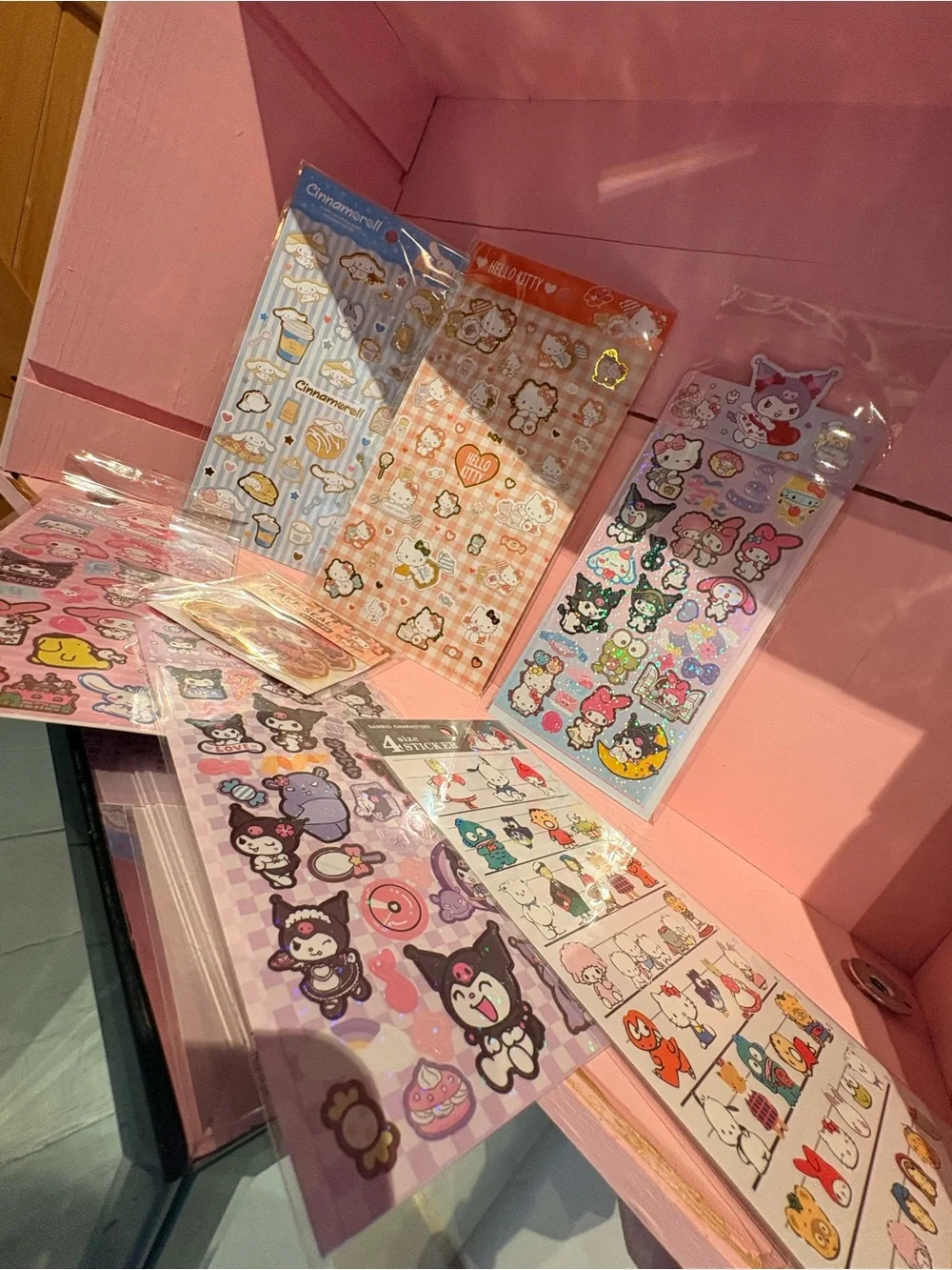 Hello Kitty different sheet